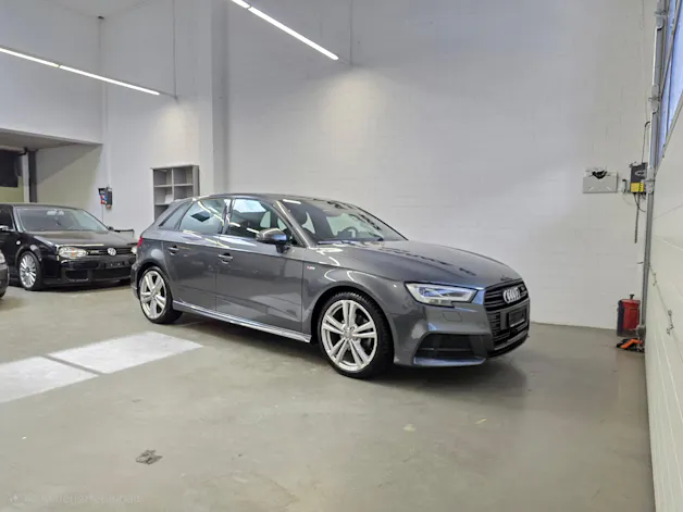 Audi A3 Sportback 35 TFSI S-Line Sportpaket