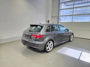 Audi A3 Sportback 35 TFSI S-Line Sportpaket