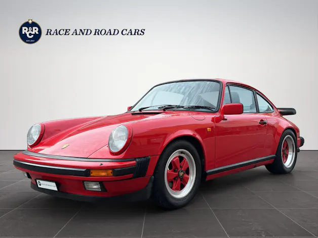Porsche 911 Carrera