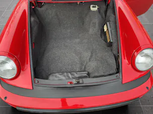 Porsche 911 Carrera