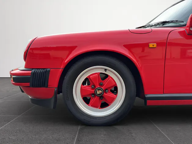 Porsche 911 Carrera