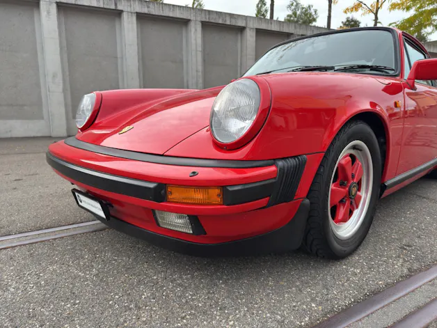 Porsche 911 Carrera