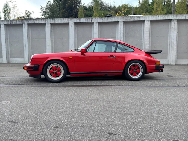 Porsche 911 Carrera