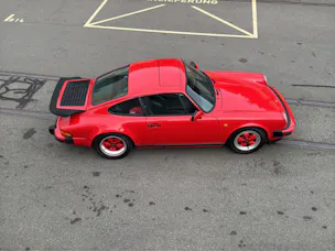 Porsche 911 Carrera
