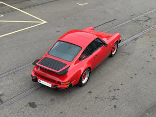 Porsche 911 Carrera