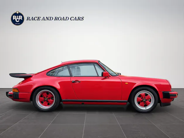 Porsche 911 Carrera