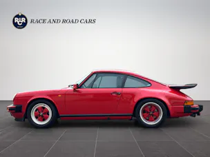 Porsche 911 Carrera