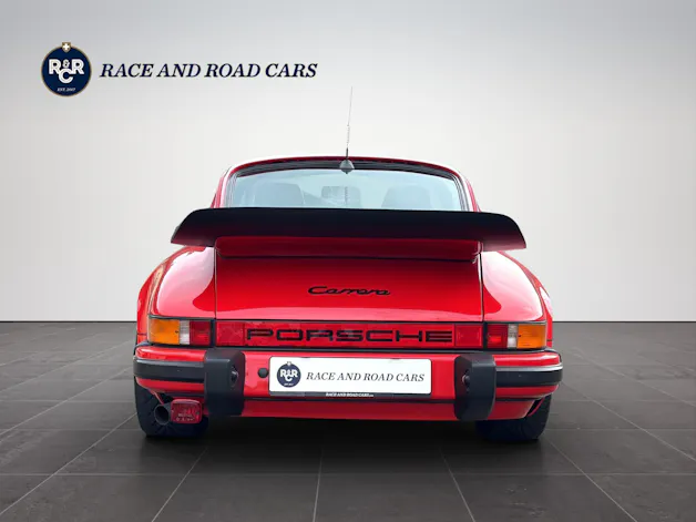 Porsche 911 Carrera