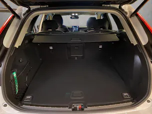 Volvo XC60 T8 eAWD PluginHybrid Ultra Dark Geartronic