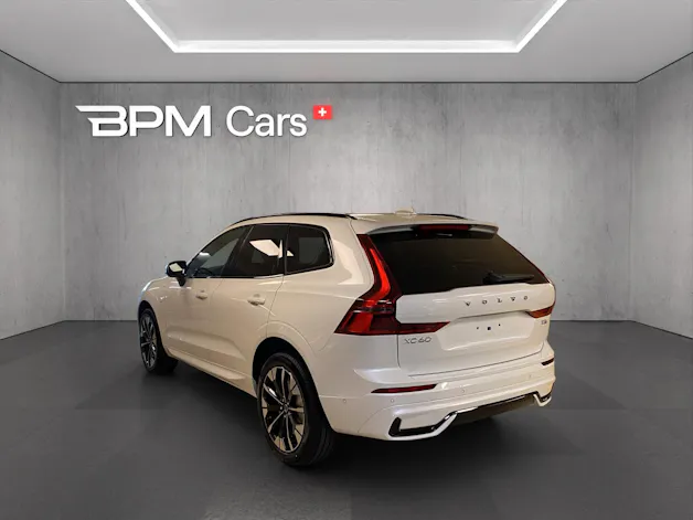 VOLVO XC60 T8 eAWD PluginHybrid Ultra Dark Geartronic