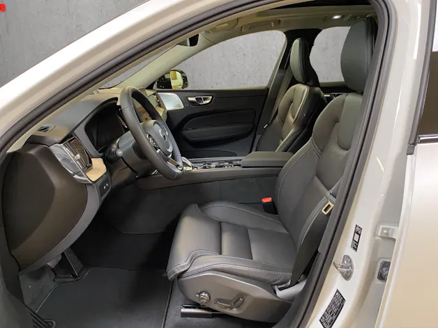 Volvo XC60 T8 eAWD PluginHybrid Ultra Dark Geartronic