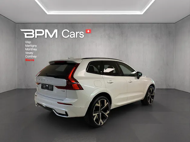 Volvo XC60 T8 eAWD PluginHybrid Ultra Dark Geartronic
