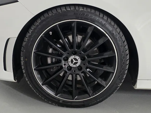 Mercedes-Benz A 200 AMG Line 7G-DCT