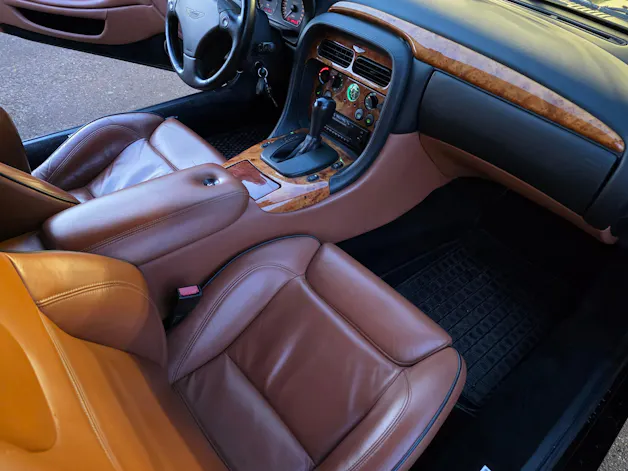 Aston Martin DB7 Volante