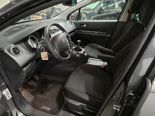 Peugeot 5008 1.6 16V T Sport Pack