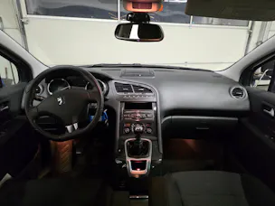 Peugeot 5008 1.6 16V T Sport Pack