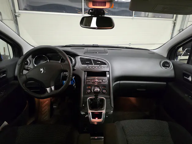 Peugeot 5008 1.6 16V T Sport Pack