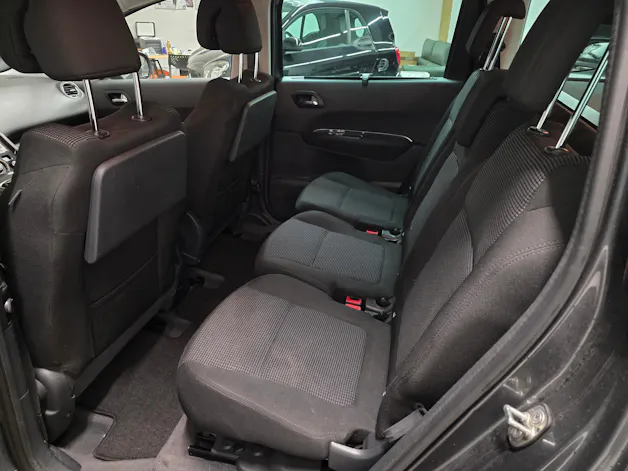 Peugeot 5008 1.6 16V T Sport Pack