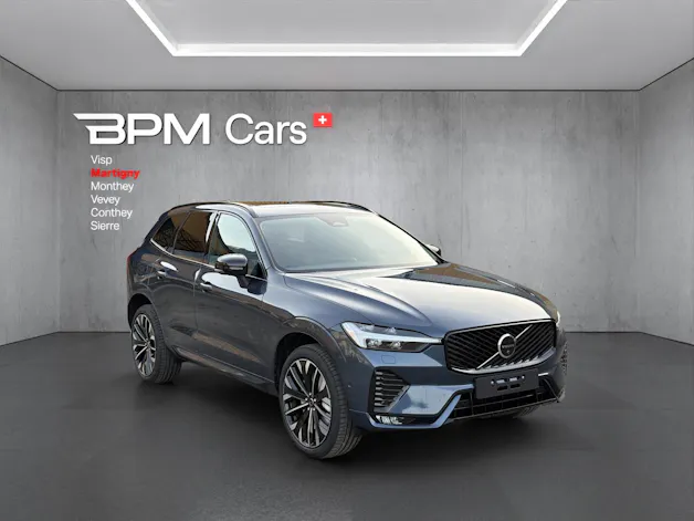 Volvo XC60 B5 Benzin Mild Hybrid AWD Ultra Dark Geartronic