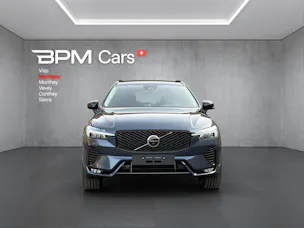 Volvo XC60 B5 Benzin Mild Hybrid AWD Ultra Dark Geartronic
