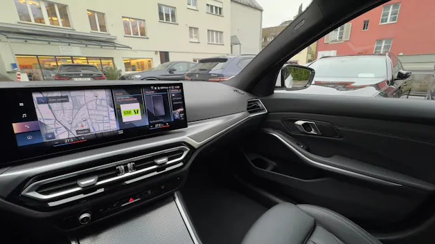 BMW 320d xDrive 48V Touring Steptronic M Sport