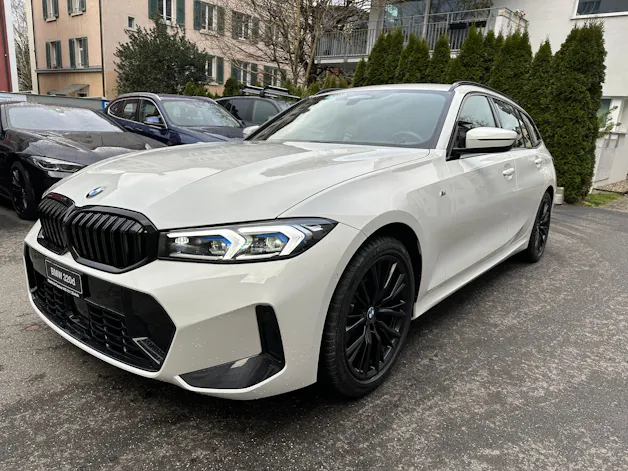 BMW 320d xDrive 48V Touring Steptronic M Sport