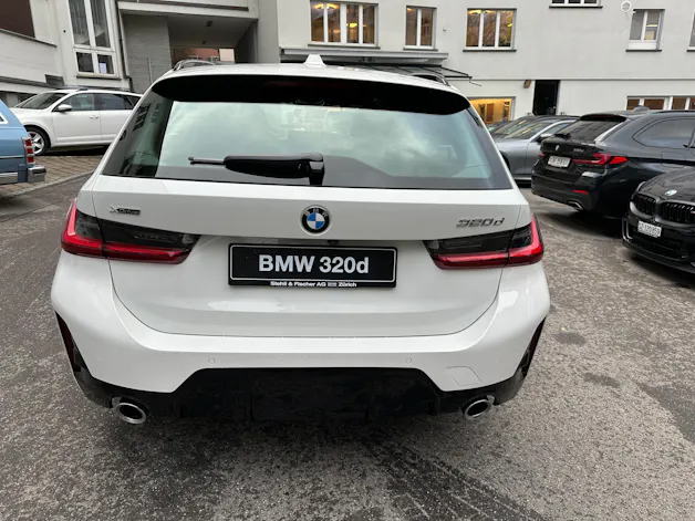 BMW 320d xDrive 48V Touring Steptronic M Sport