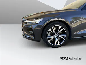 Volvo V60 2.0 B5 Plus Dark AWD