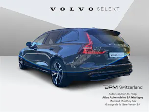 Volvo V60 2.0 B5 Plus Dark AWD