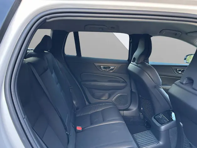 Volvo V60 2.0 T6 TE Plus Dark eAWD Business
