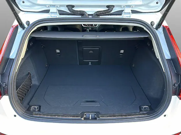 Volvo V60 2.0 T6 TE Plus Dark eAWD Business