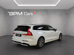 VOLVO V60 2.0 T6 TE Plus Dark eAWD Business
