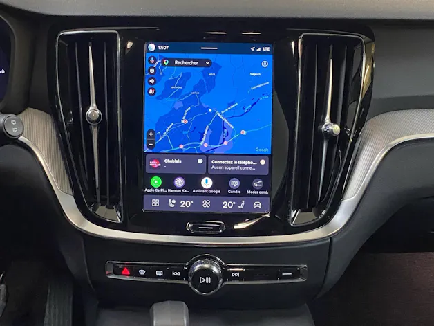 VOLVO V60 2.0 T6 TE Plus Dark eAWD Business
