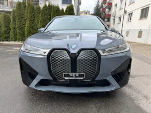 BMW iX M60