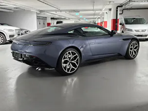 Aston Martin DB11 V8 Touchtronic 3