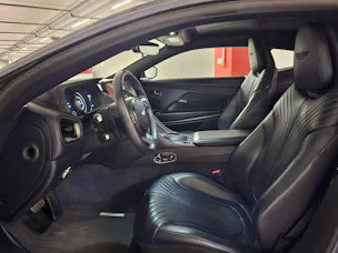 Aston Martin DB11 V8 Touchtronic 3