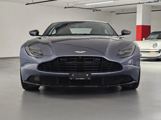 Aston Martin DB11 V8 Touchtronic 3