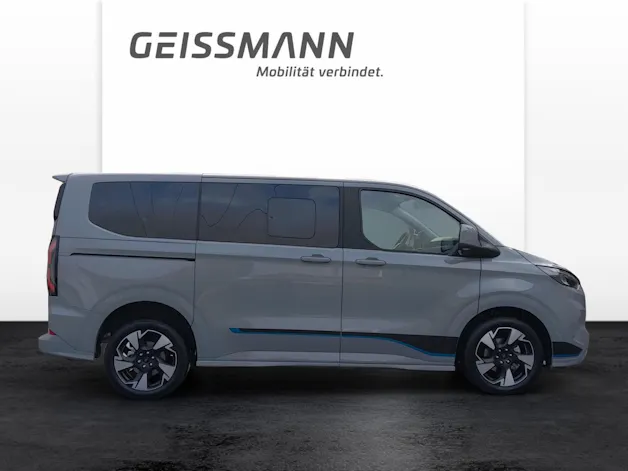 Ford Tourneo C Bus 320 L1 2.0 EcoBlue 170 Sport 4x4