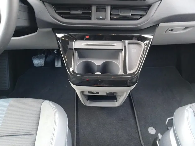 Ford Tourneo C Bus 320 L1 2.0 EcoBlue 170 Sport 4x4