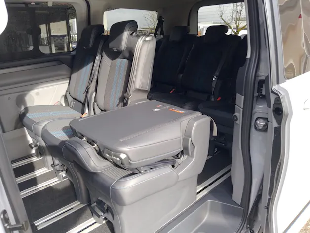 Ford Tourneo C Bus 320 L1 2.0 EcoBlue 170 Sport 4x4