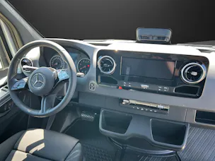Mercedes-Benz Sprinter 319 CDI Standard 9G-TRONIC