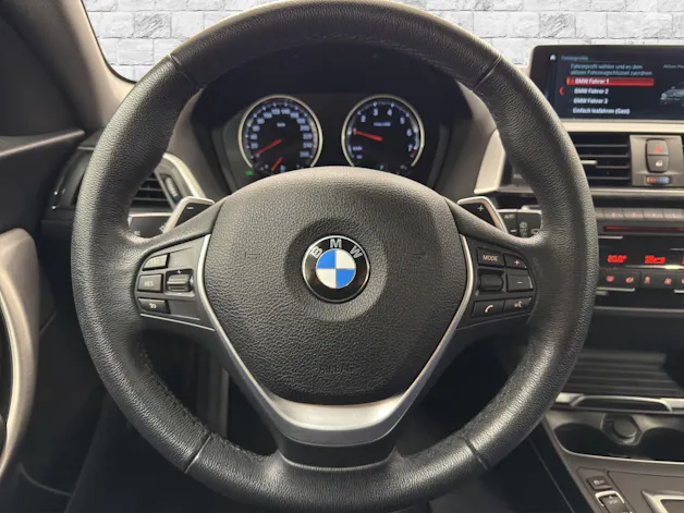 BMW 120i