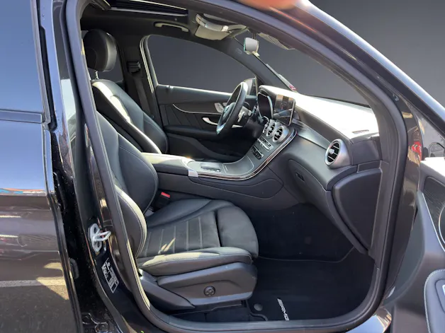 Mercedes-Benz GLC Coupé 200 AMG Line 4Matic 9G-Tronic