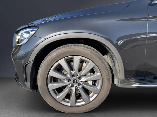 Mercedes-Benz GLC Coupé 200 AMG Line 4Matic 9G-Tronic