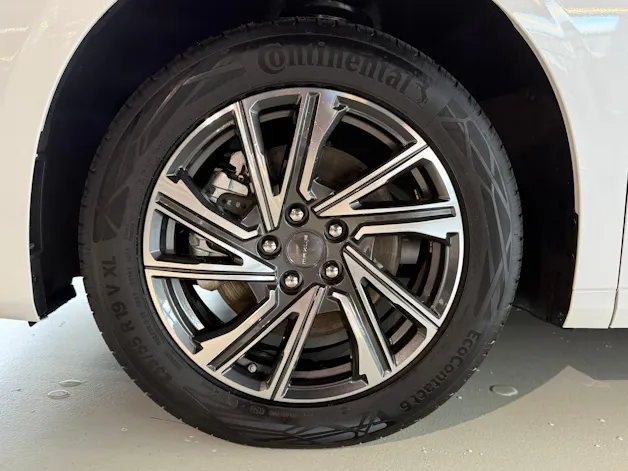 Maxus Mifa 9 Luxury 90kWh 8 Pl.