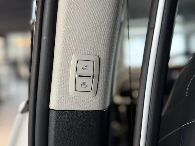Maxus Mifa 9 Luxury 90kWh 8 Pl.