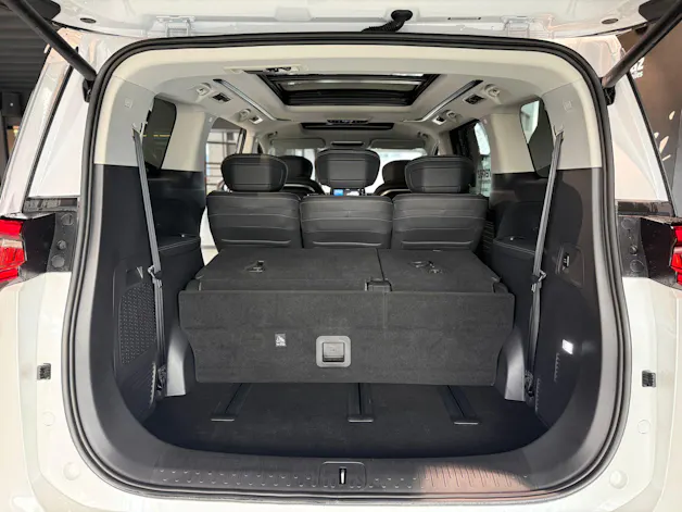 Maxus Mifa 9 Luxury 90kWh 8 Pl.