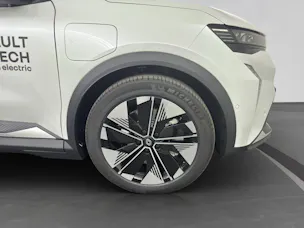Renault Scénic E-Tech Long Range Iconic