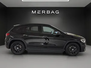Mercedes-Benz GLA 250 4Matic AMG Line 8G-DCT