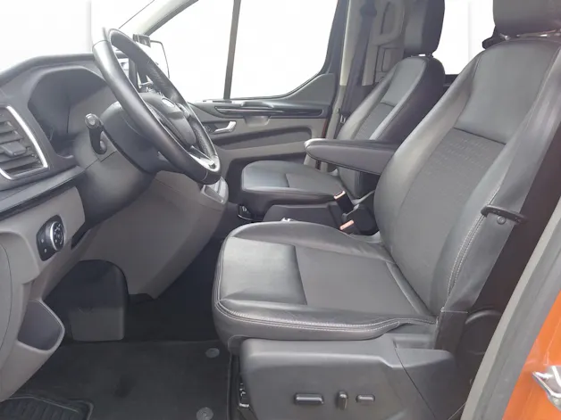 Ford Tourneo Custom Bus 310 L1 2.0 TDCi 170 Sport